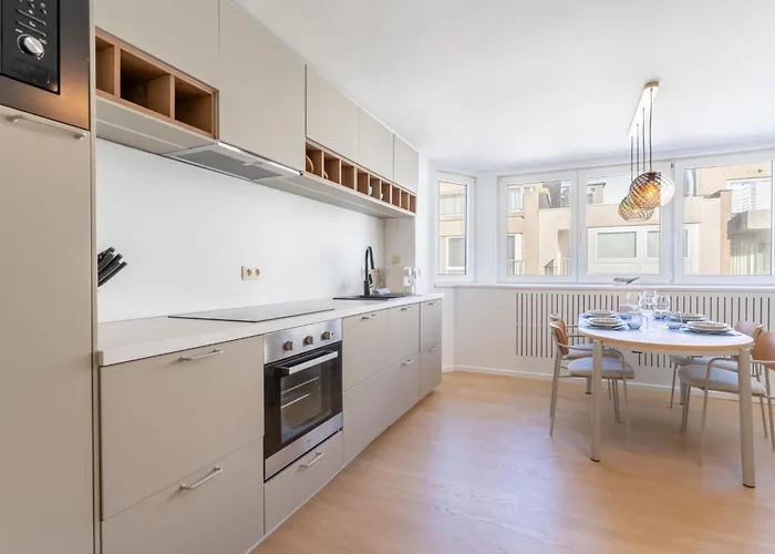 Florence With Private Garage By Interhome Appartement