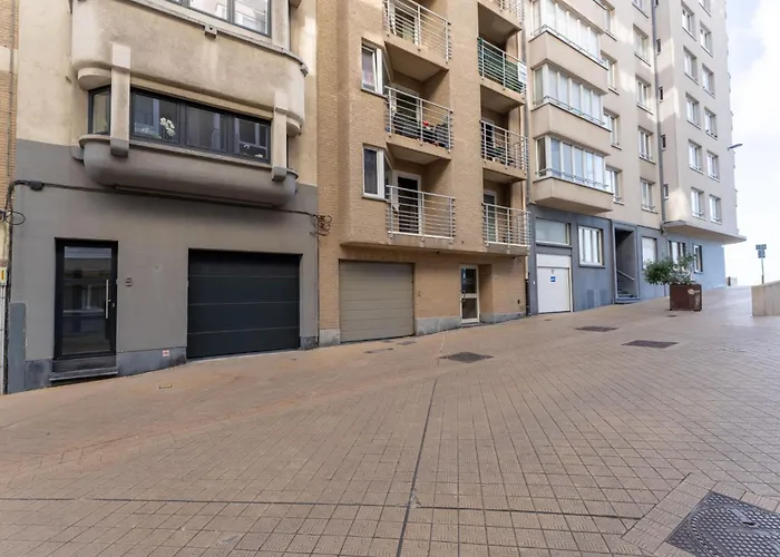 Florence With Private Garage By Interhome * Ostende