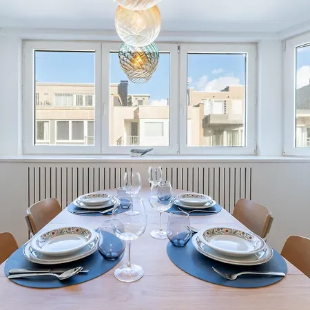 Apartament Florence With Private Garage By Interhome