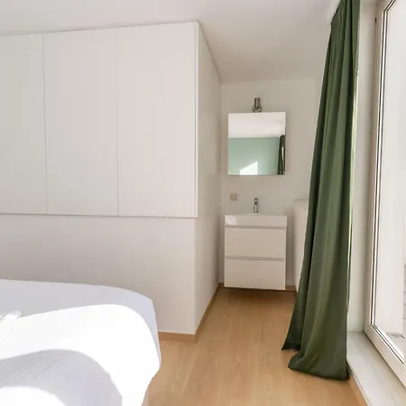 Florence With Private Garage By Interhome Apartament